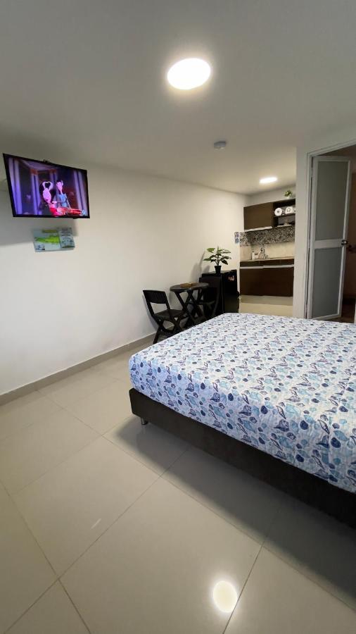 Sea Life Apartamentos En Via Principal Centro Y San Luis San Andrés Dış mekan fotoğraf