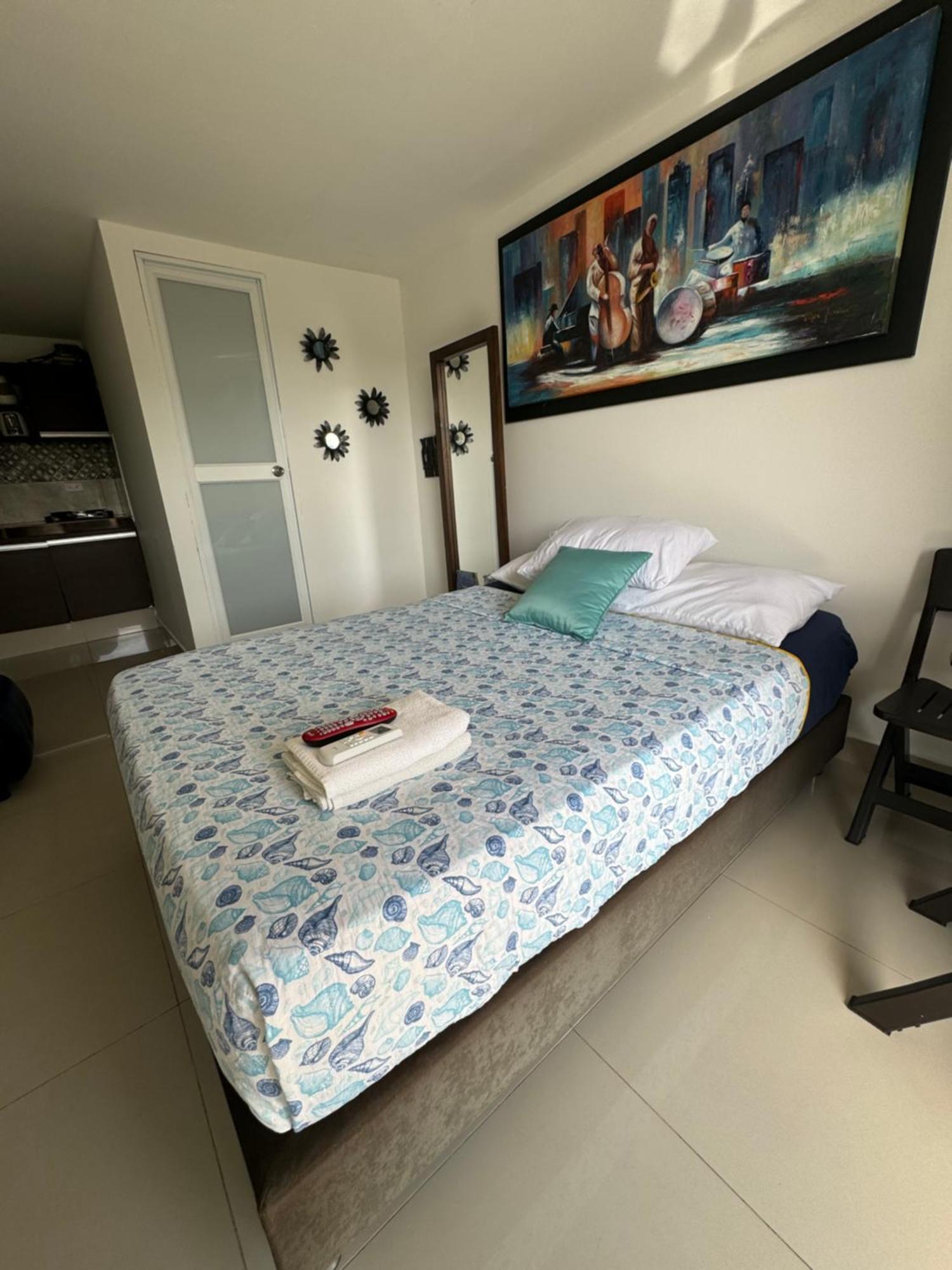 Sea Life Apartamentos En Via Principal Centro Y San Luis San Andrés Dış mekan fotoğraf